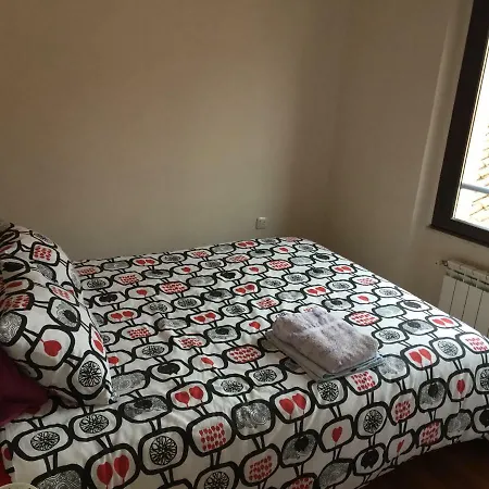 Apartment Vivienda Rosa Barrio Humedo *